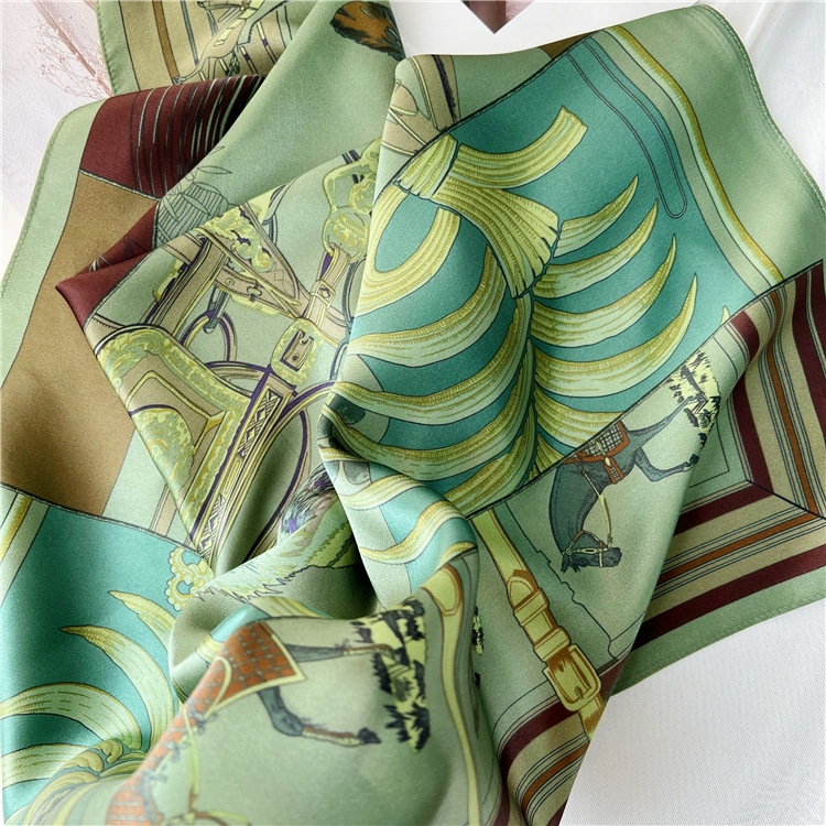 Luxury Bags Green - Шелковый платок 65x65 см, зеленый, люксовый