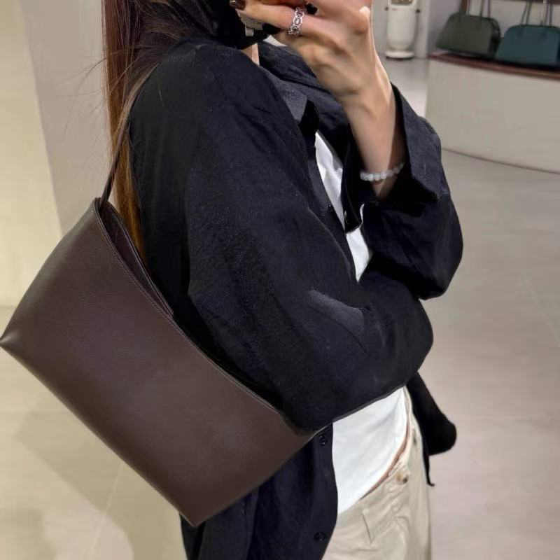 Модные женские сумки-ведра с у – обзор и цена Luxury Bags Sales