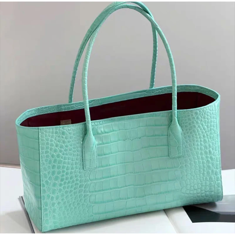 Сумка-тоут с тиснением под кро – обзор и цена Luxury Bags Coach